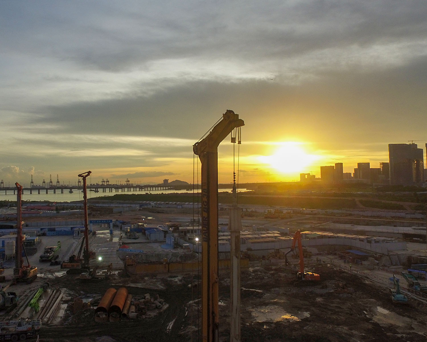 论如何优雅地让地球开口——某医院天河院区花式打桩记